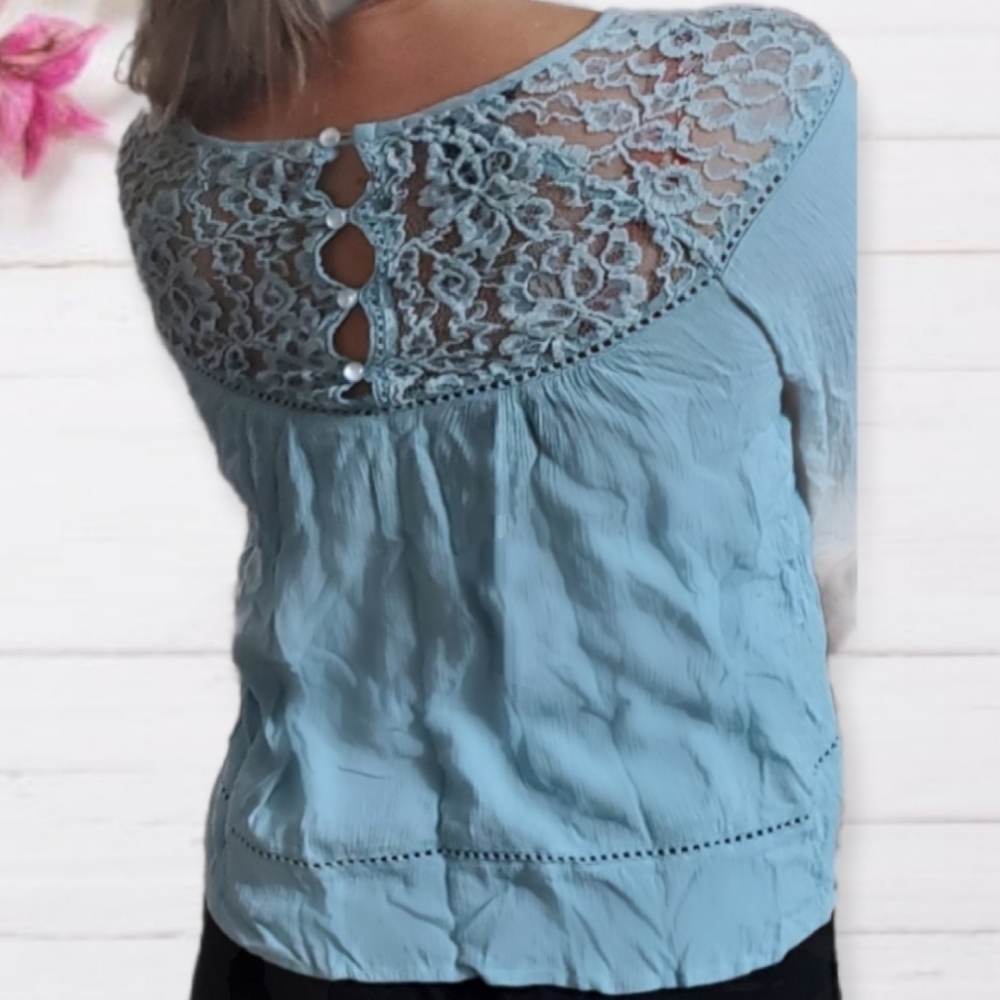 XXl- Boho Vintage Style Flowy Lace Top with button down back- Mint Blue